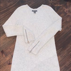 Pea in The Pod Ribbed Sweater Zipper arm accents S